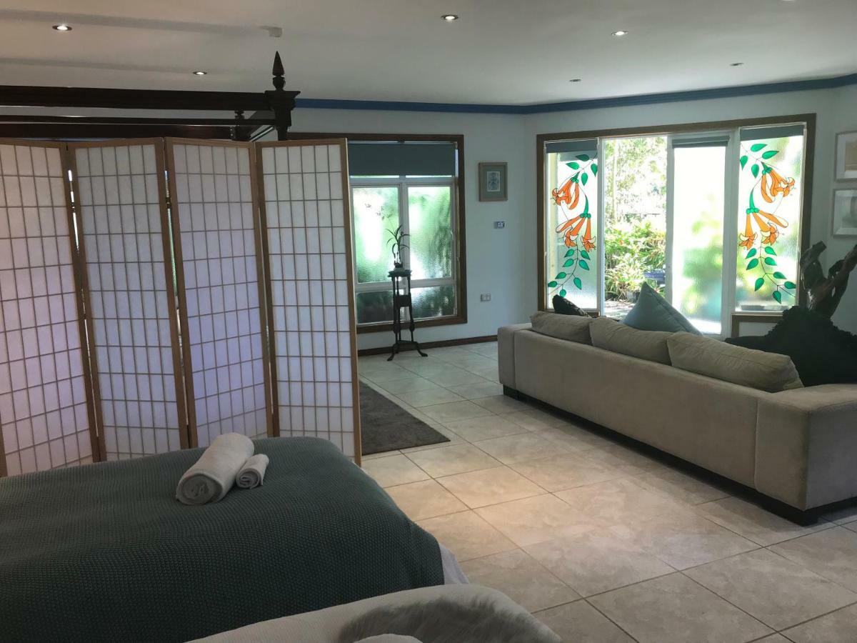 Taj On Byrnes - Private Luxury Apartment 马里巴 外观 照片